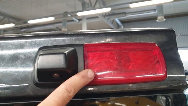 How to remove upper brake light on Opel Vivaro, Renault Trafic смотреть онлайн