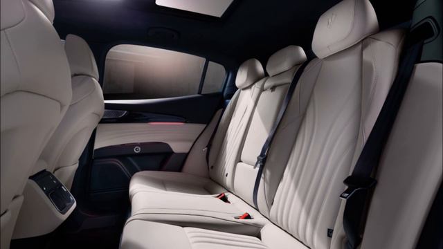Maserati Grecale Modena 2023 смотреть онлайн