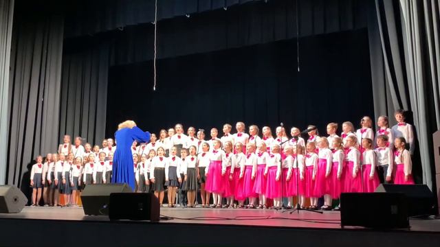 Дружат музыка и дети . Ю. Чичиков . ДМШ им Бориса Пастернака.Сводный младший хор #дзюма #детипоют