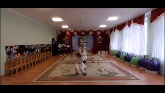 Танец с лентами смотреть онлайн