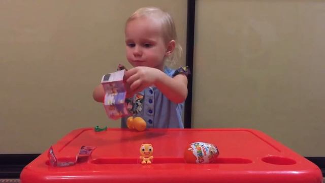 Kinder surprise, новогодние киндеры часть 3 смотреть онлайн