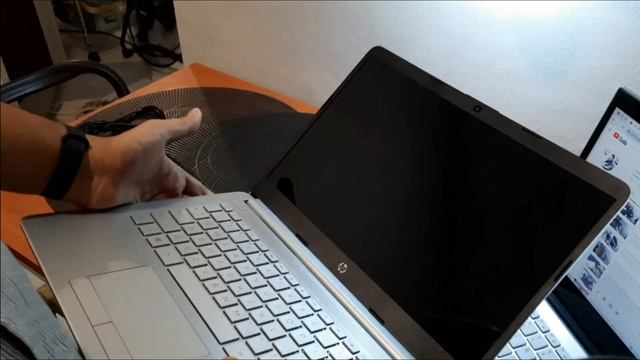 Unboxing HP 14s CF2508TU, Intel Pentium Gold 6405U, 8GB RAM, 512GB SSD, Full-HD IPS, Windows10, OHS смотреть онлайн