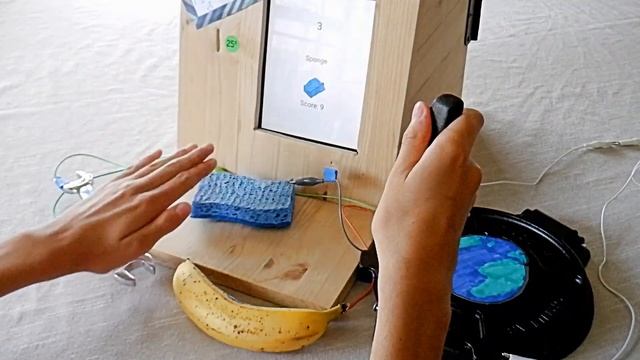 DIY Arcade Game V2 using Makey Makey and Java (Science Fair Edition) смотреть онлайн