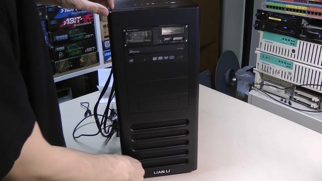 Tube build with LIAN LI + Pentium 4 + GeForce FX5900 - RETRO Hardware смотреть онлайн