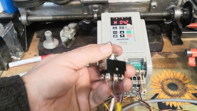 Как подключить и настроить частотник XSY-AT1 2.2kw. Часть 1. смотреть онлайн