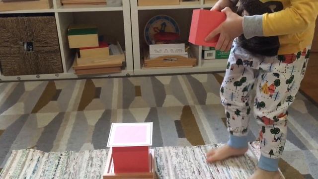Montessori Sensorial Activity Visual Sense The Pink Tower Extension 1 смотреть онлайн