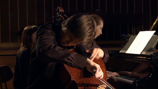 Alexey Stadler, cello, Karina Sposobina, piano - A. Schnittke, Cello Sonata (1978) смотреть онлайн