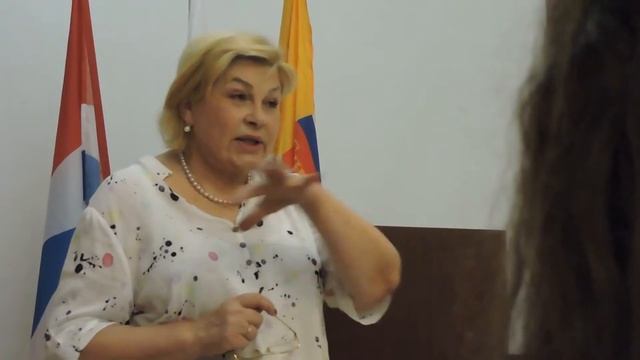 О налогах ушедших в Питер. Елена Драпеко (Справедливая Россия) в Омске.