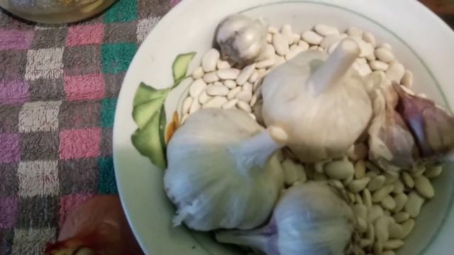 Лук, чеснок,яйца в быту.