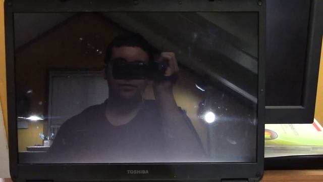 Toshiba Satellite A135: Hard Drive & Windows Install смотреть онлайн