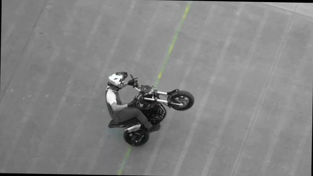 Рекламный ролик мини-байка Benelli TNT135 смотреть онлайн