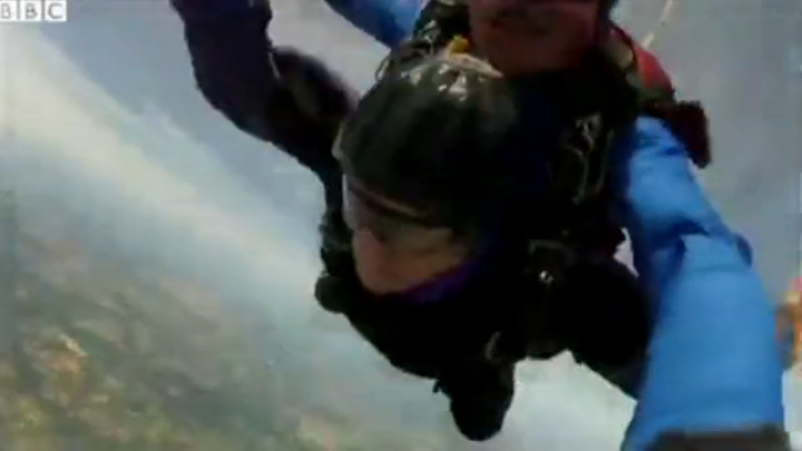 90-летний юбилей. Парашют раскрылся. смотреть онлайн