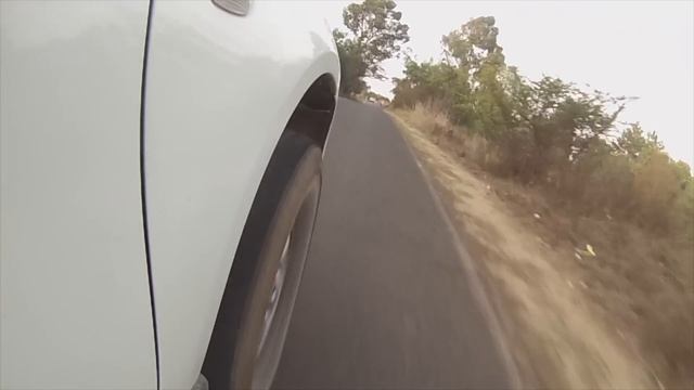 ¿Son seguras las LLANTAS TODOTERRENO en asfalto? | Velocidad Total смотреть онлайн