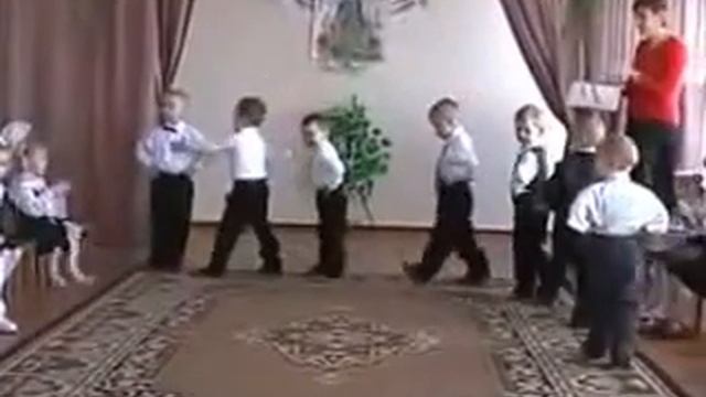 Many children! смотреть онлайн