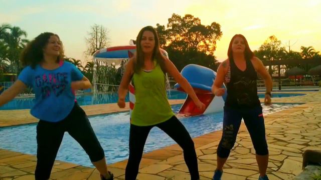 YO YO - ZIN 81 | ZUMBA | MERENGUE | ZIN CAROLINE FERNANDES, ZIN KELI REIS & ZIN DRIKA SANTOS смотреть онлайн