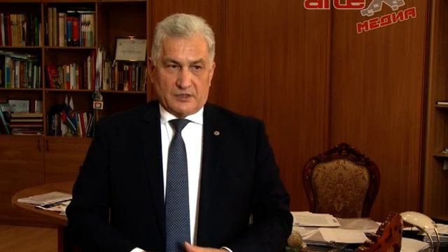 Все свердловские педагоги получат доплаты за классное руководство до Дня учителя смотреть онлайн