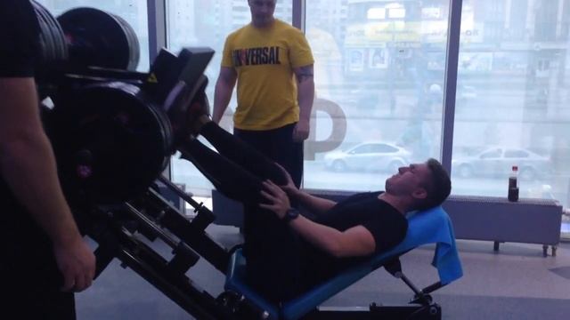 Жим ногами 570 кг смотреть онлайн