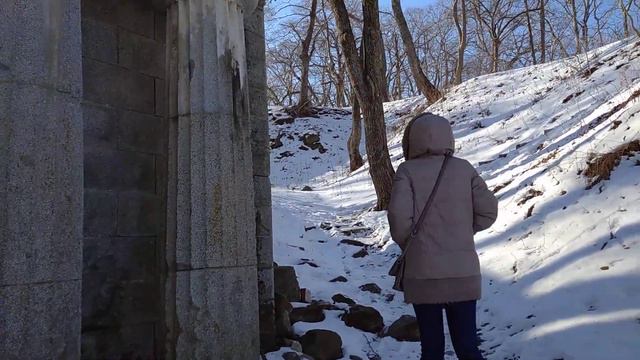 Увидели фамильную усыпальницу Бринеров смотреть онлайн