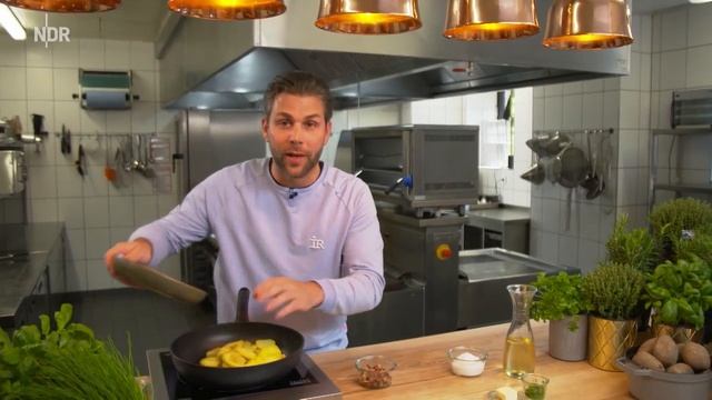 So werden Bratkartoffeln richtig knusprig | Mein Nachmittag | NDR смотреть онлайн