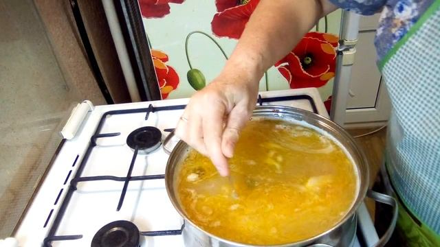 Вкусный суп со скумбрией горячего копчения. смотреть онлайн