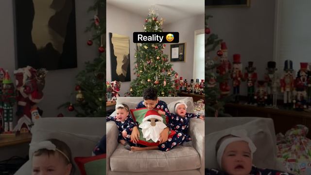 And we haven’t even tried it with Santa yet😳 смотреть онлайн