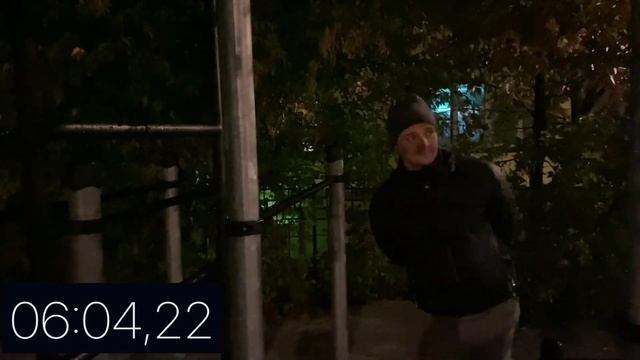 Актер Владимир Роганов выполняет комплекс  Дениса Семенихина 5000 тон