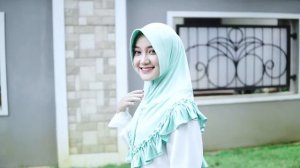 KALENA HIJAB INSTANT REMPEL BY LINAIVIA JILBAB TERLARIS HIJAB SIMPEL KEKINIAN JILBAB LEBARAN MUSLIM