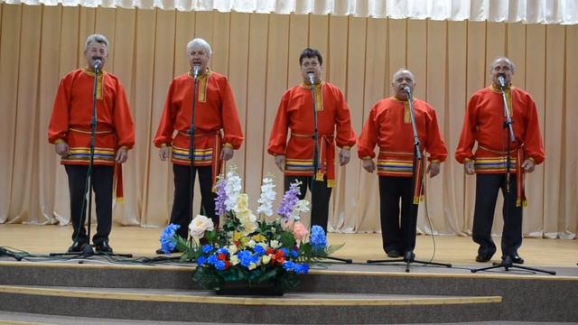 Песня "Морошка" в исполнении мужской вокальной группы "Стимул". Слова и музыка: С.Войтенко. смотреть онлайн