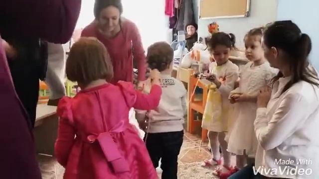 Kids birthday party! Детский День Рождения в мини садике) смотреть онлайн