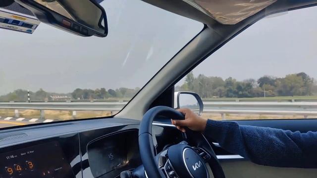 Kia Carens Mileage Test 21.9km/ Ltr | G1.4 T-GDi 7DCT Petrol Auto #Kia #kiacarens2022 #kiacarens смотреть онлайн