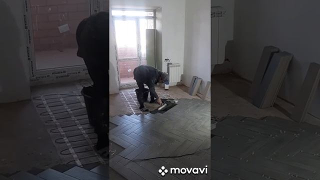 Укладка плитки елочкой на пол керамогранит быстро смотреть онлайн
