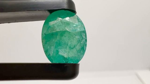 Натуральный изумруд из Замбии 3,49 карат смотреть онлайн