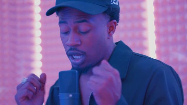 Malcolm D Kelley | Sessions смотреть онлайн