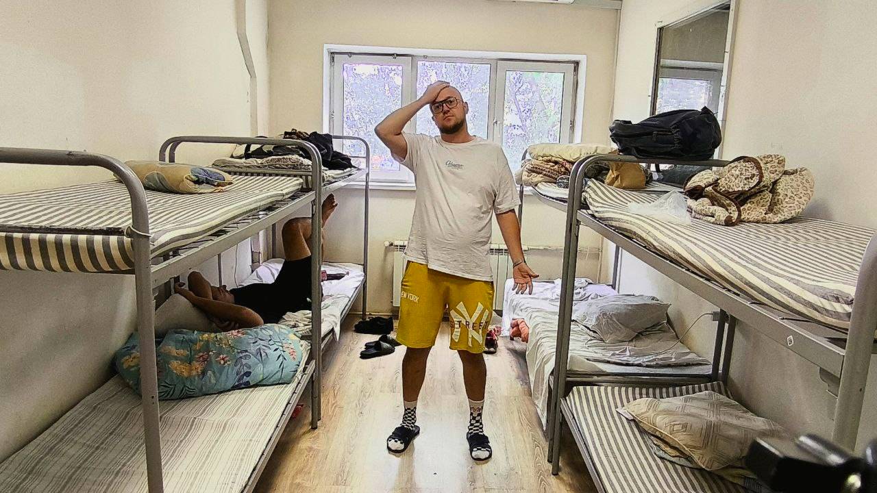 ВЫЖИВАНИЕ В Москве Без Денег, Трудности, Хостелы, Общаги, Работа