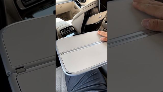 5 Insane Features On The New Mercedes Maybach! смотреть онлайн