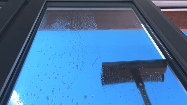 Мойка окон в квартире клининговой компании Мойдодыр г.Тула смотреть онлайн