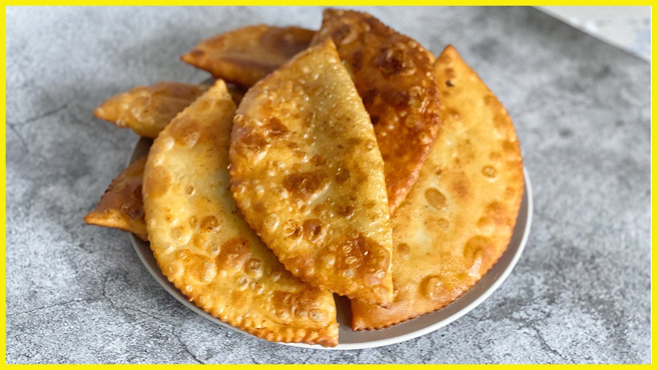 Рецепт вкусных чебуреков с фаршем! Хрустящие, вкусные мясные чебуреки! Как приготовить чебуреки! смотреть онлайн