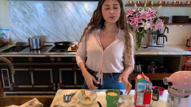 KETO LOW CARB TRES LECHES MUG CAKE! Easy & Simple Low Calorie Recipe! 5.8g Net Carbs Whole Cake! смотреть онлайн