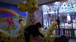 VLOG Ярослава и Рита в Развлекательном Центре Играем с Куклой Amusement Center Kids Video