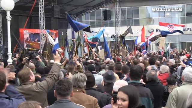 Listening to the ICTY decision in Zagreb смотреть онлайн