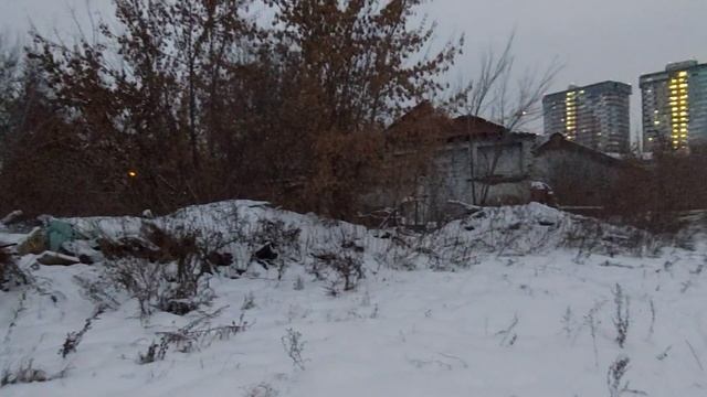 НОВОСИБИРСК/ЖУТКИЕ ЗАБРОШКИ ВОЕННЫХ ОБЪЕКТОВ НА ТЕРРИТОРИИ ВОЕННОГО ГОРОДКА/ ОКТЯБРЬСКИЙ РАЙОН/11.2 смотреть онлайн