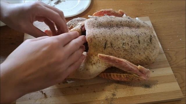 Запеченная утка Фаршированная утка ГРЕЧКОЙ в духовке Вкусный и сытный ужин на всю семью смотреть онлайн