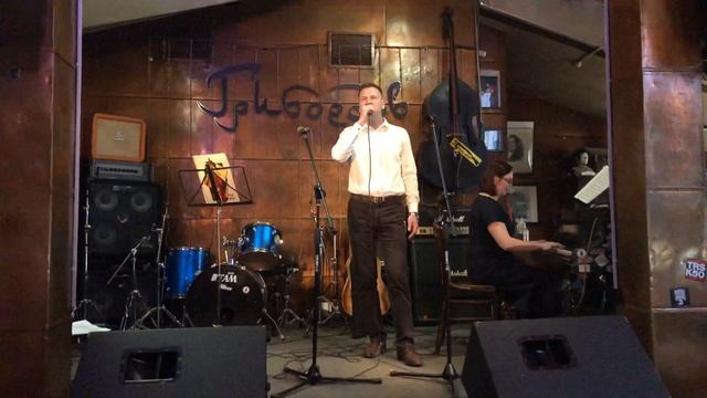 Город золотой. Стихи А. Волхонский, музыка В. Вавилов. Поёт Дмитрий Юрич), фортепьяно Надежда К. смотреть онлайн