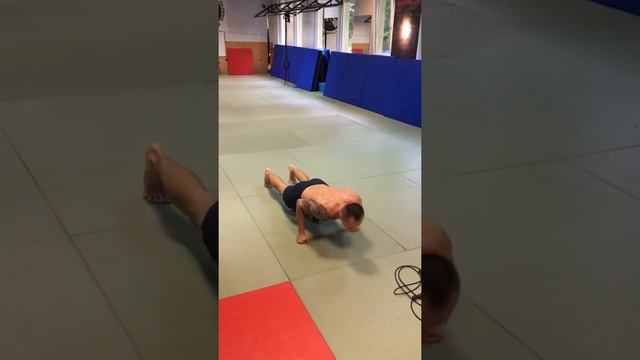 Комплексная тренировка ММА смотреть онлайн