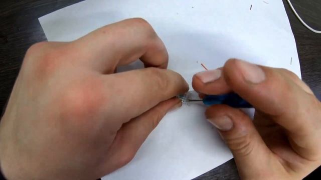 КАК ОБЖАТЬ ИНТЕРНЕТ-КАБЕЛЬ. RJ-45. С ОБЖИМКОЙ. БЕЗ ОБЖИМКИ смотреть онлайн
