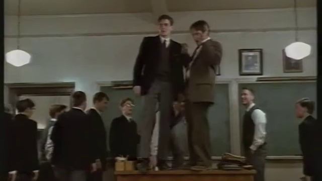 Общество мервых поэтов Встал на стол смотреть онлайн