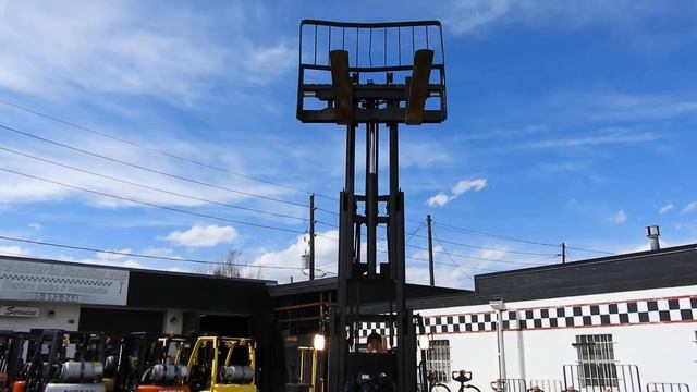 #D21125d Clean 2005 Daewoo D25S-3, 5K Pneumatic tire forklift смотреть онлайн