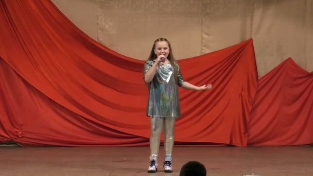 Лилия Романюк Этот большой мир смотреть онлайн