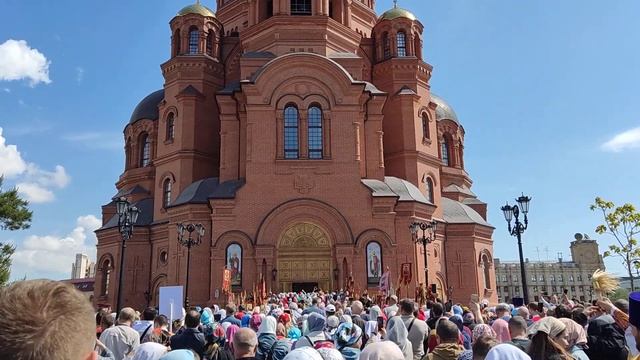 Перенесение мощей свщмч Николая Попова 16.05.2023 г. Волгоград. Колокольный звон. смотреть онлайн