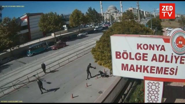 Silahlı Saldırıya Uğrayan Avukatın Vurulma Anı Kamerada! смотреть онлайн